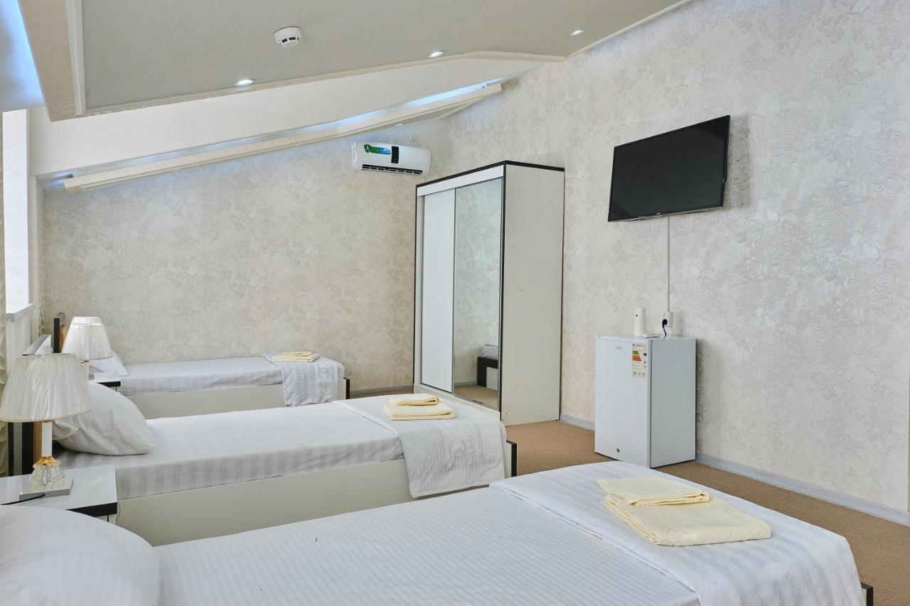 Gunesh Hotel Szamarkand Kültér fotó