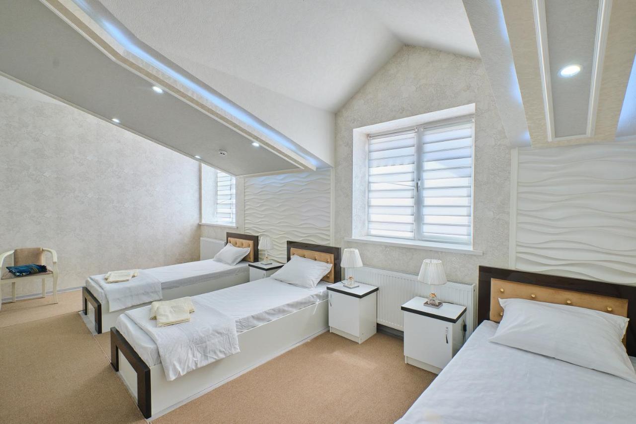 Gunesh Hotel Szamarkand Kültér fotó