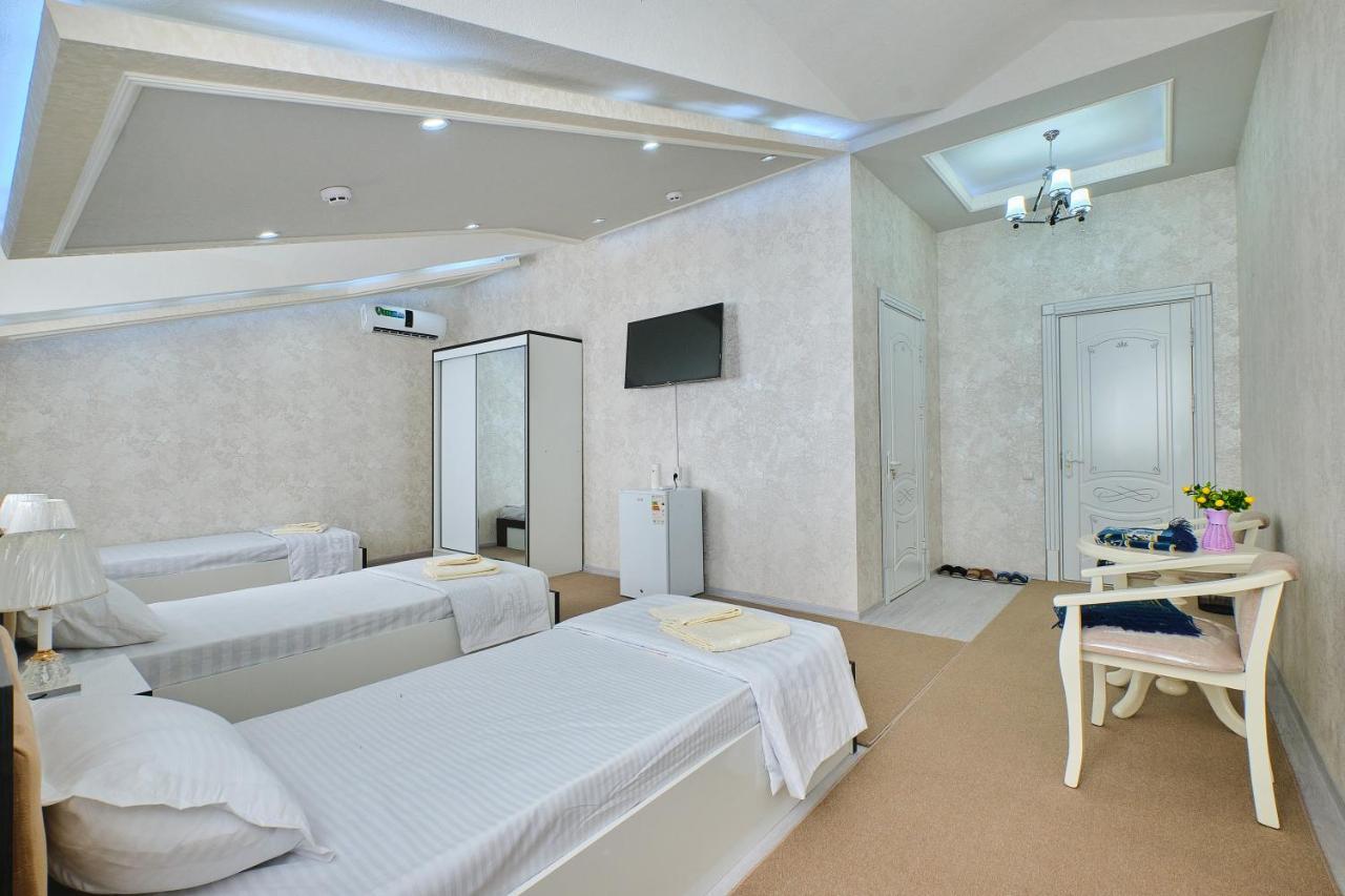Gunesh Hotel Szamarkand Kültér fotó
