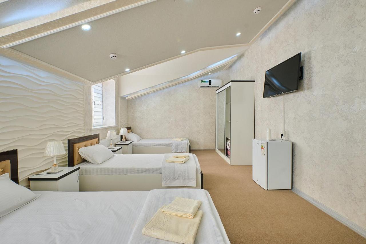 Gunesh Hotel Szamarkand Kültér fotó