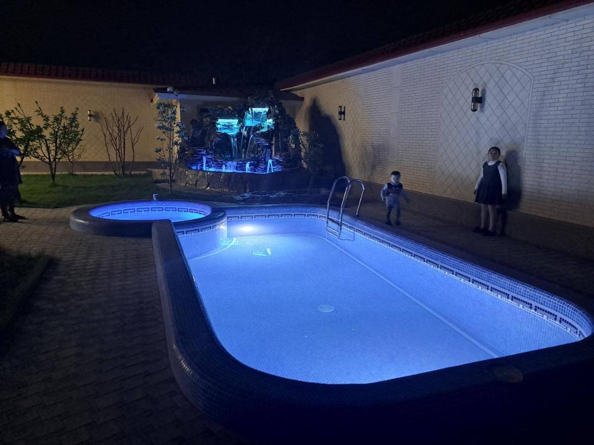 Gunesh Hotel Szamarkand Kültér fotó